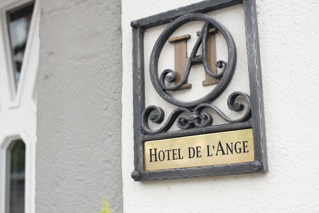 Hotel De L'Ange Нион Екстериор снимка